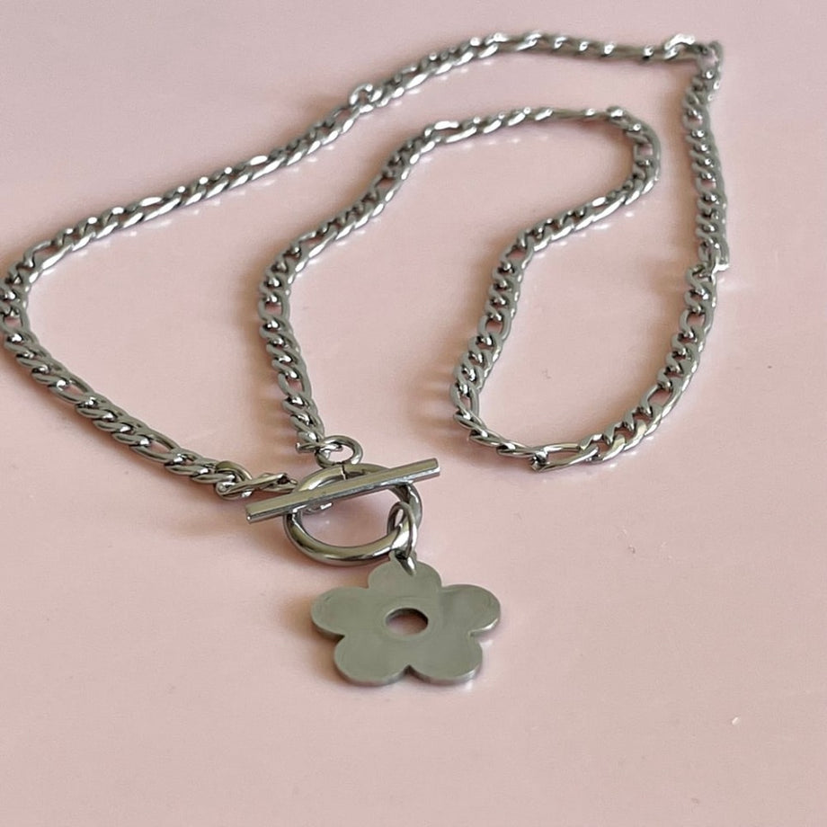 Penny Foggo - Flower Toggle Necklace | Silver