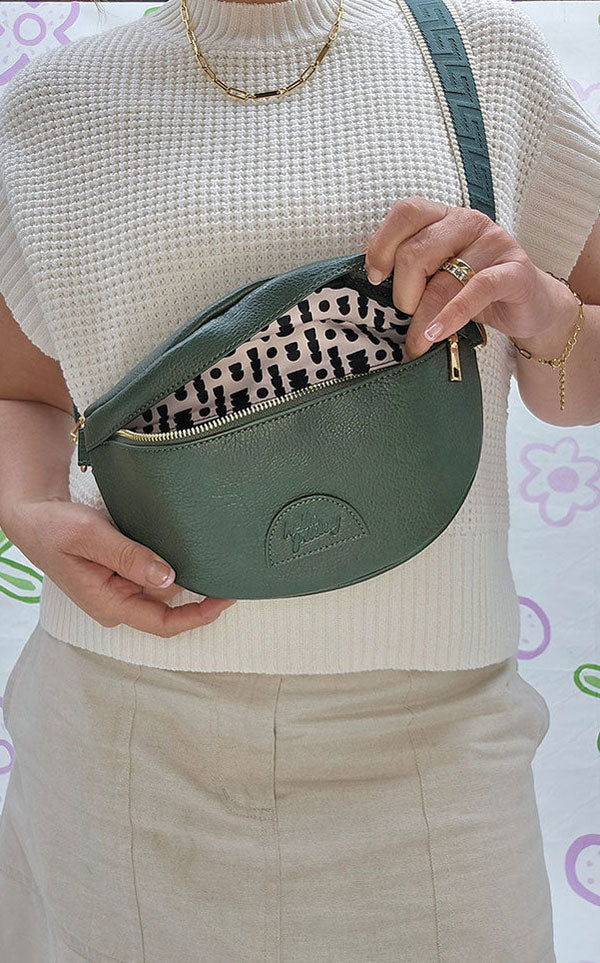 Hello Friday - Scarlett Body Bag | Olive