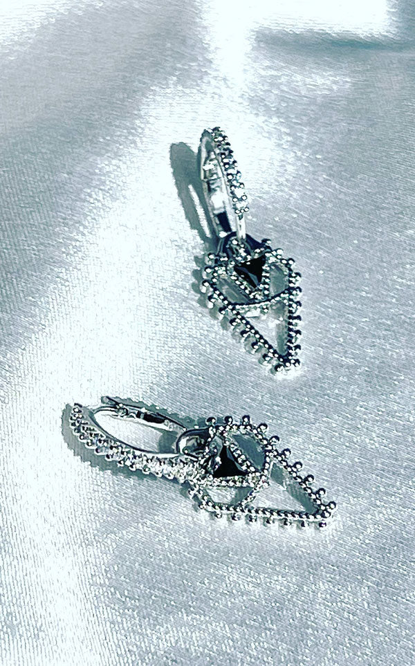 Lindi Kingi x Kelly - Hearts and Lovers Embellished Sleepers | Silver