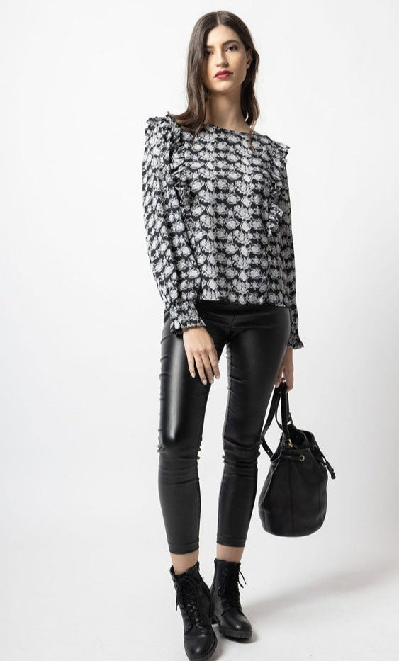 Beautiful black and white print long sleeve top perfect for work or play!!