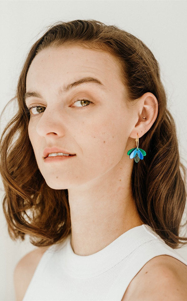 Hagen and Co - Happy Hour | Blue/Green